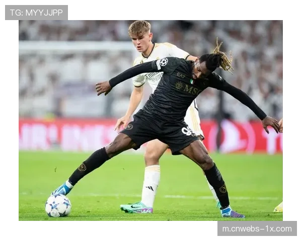 门兴门将尼古拉斯扑点后振臂高呼,全场五次关键扑救获评最佳