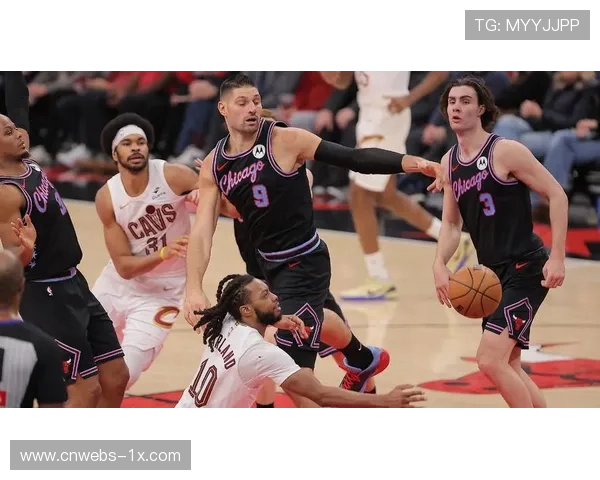 骑士全员健康出战公牛，米切尔强调防守纪律性